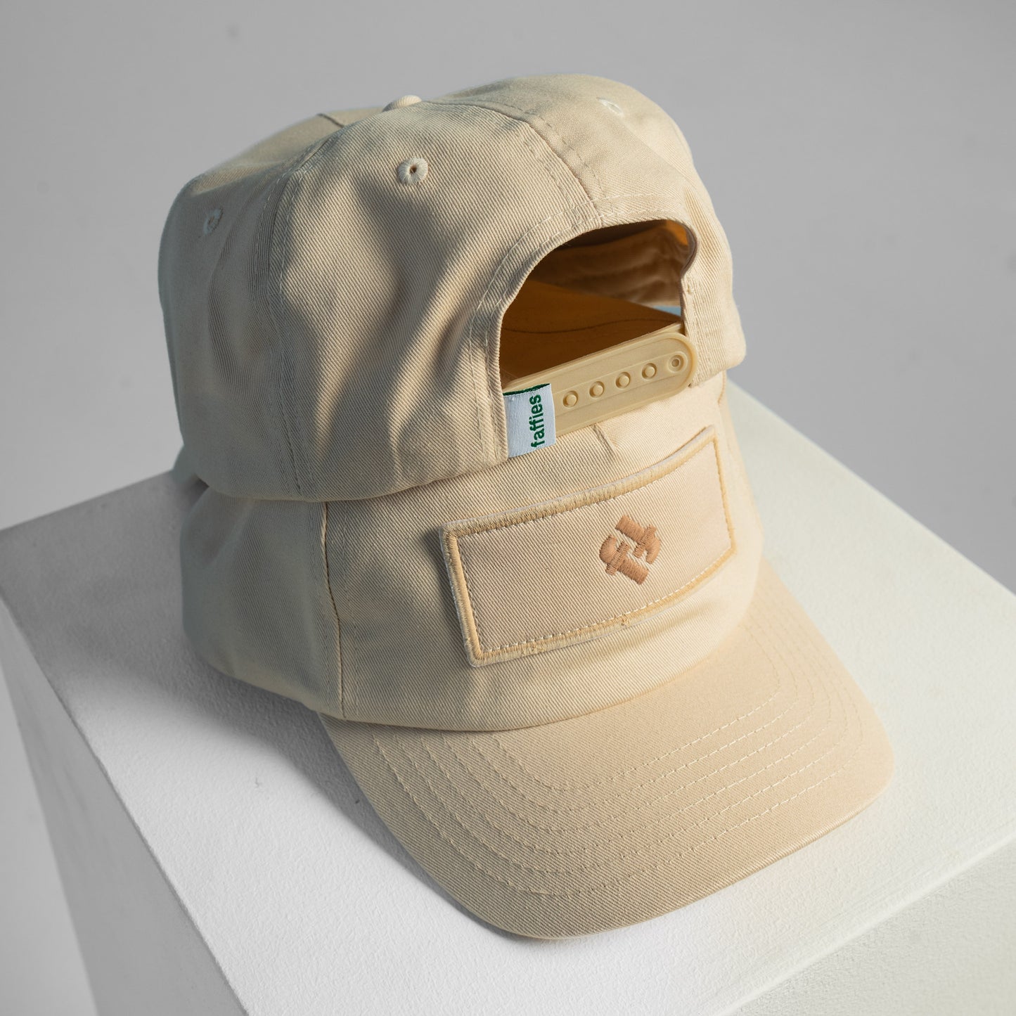 Faffies Retro Fit Five-Panel Beige Cap