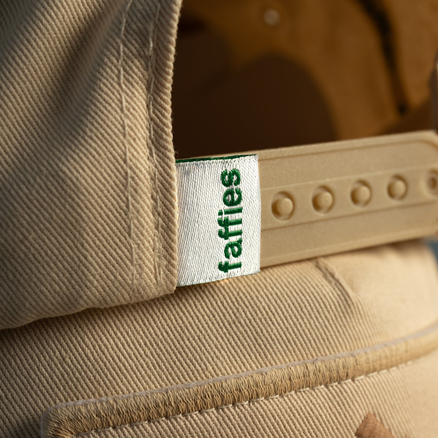 Faffies Retro Fit Five-Panel Beige Cap